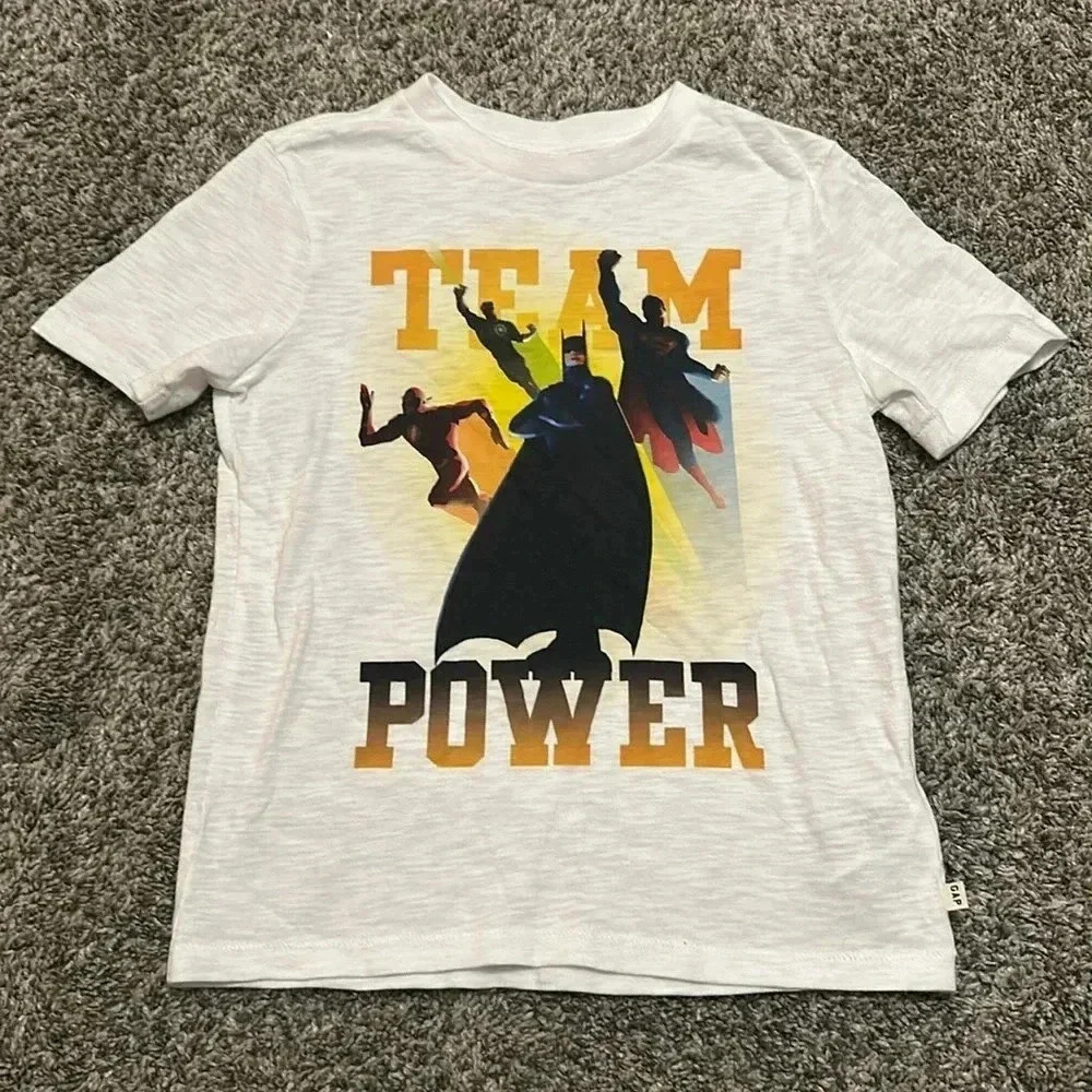 EUC Boys GapKids DC Superhero T-shirt, Size S (6-7)